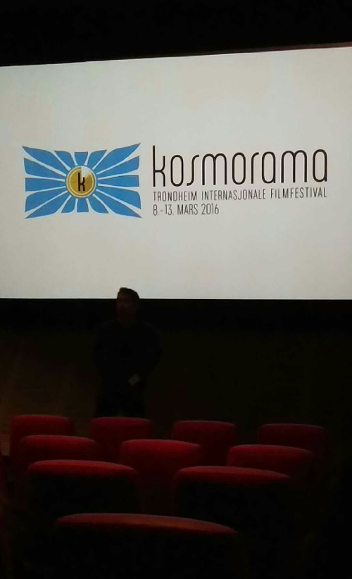 Alle filmane starta med Kosmorama-logoen